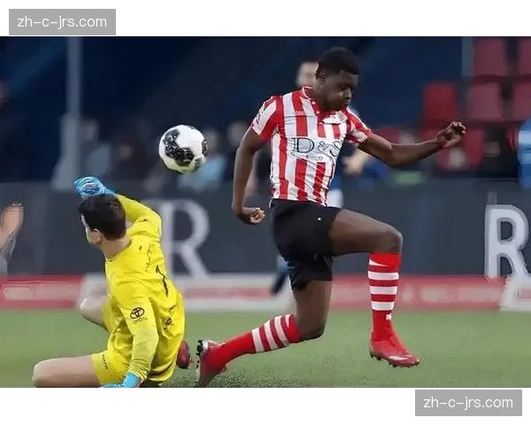 费耶诺德客场作战战术保守，控球率占优但创造绝对机会能力不足